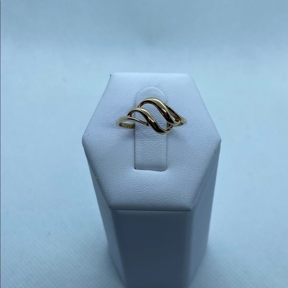 14k yellow gold ring